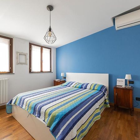 Porta Genova Balcony Apartment มิลาน ภายนอก รูปภาพ