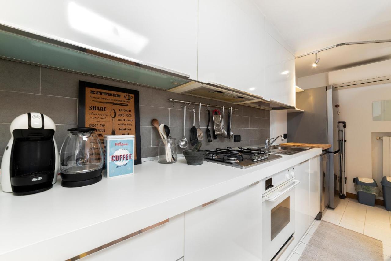 Porta Genova Balcony Apartment มิลาน ภายนอก รูปภาพ