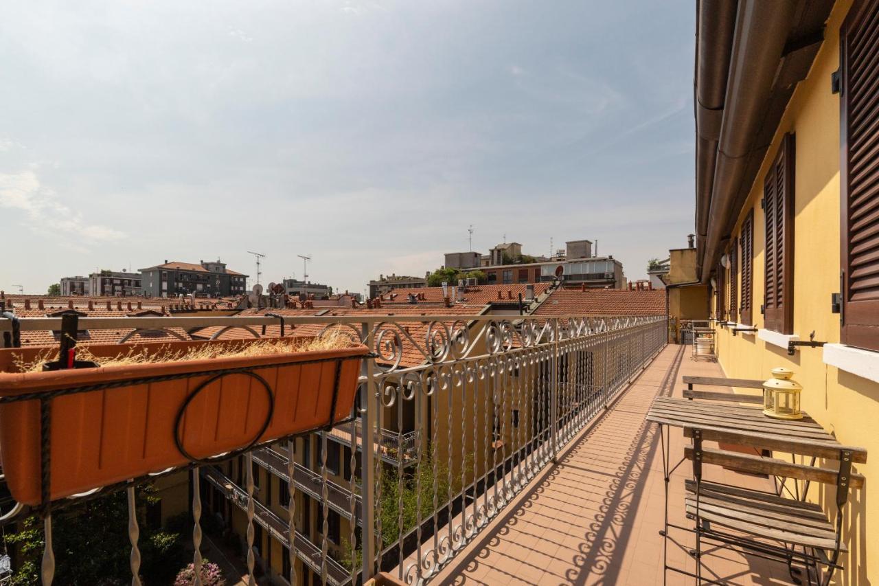 Porta Genova Balcony Apartment มิลาน ภายนอก รูปภาพ